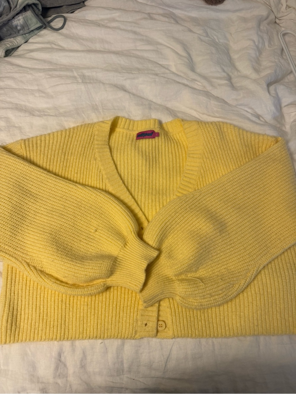Edikted Yellow Ribbed V-Neck Cardigan - Picture 3 of 4